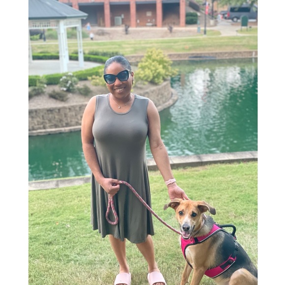 Lonnahoney 🫶 Like this post to be notified for a Posh show 🫶 - Picture 7 of 9